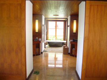 bathroom bathroom